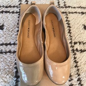 Lucky Brand nude patent flat 7.5
